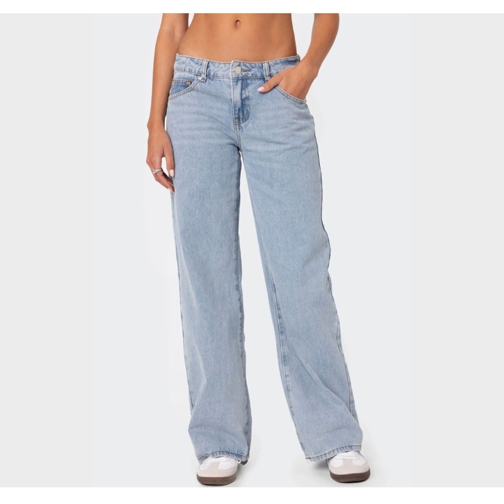 Edikted RAELYNN LOW RISE JEANS LIGHT BLUE / XS